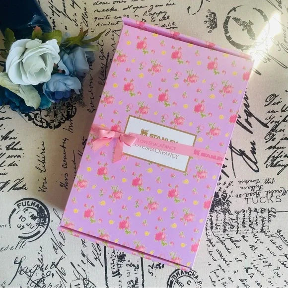 NWT Stanley 1913 x LoveShackFancy H2.0 FlowState Quencher in Ibiza Sunset - 40oz